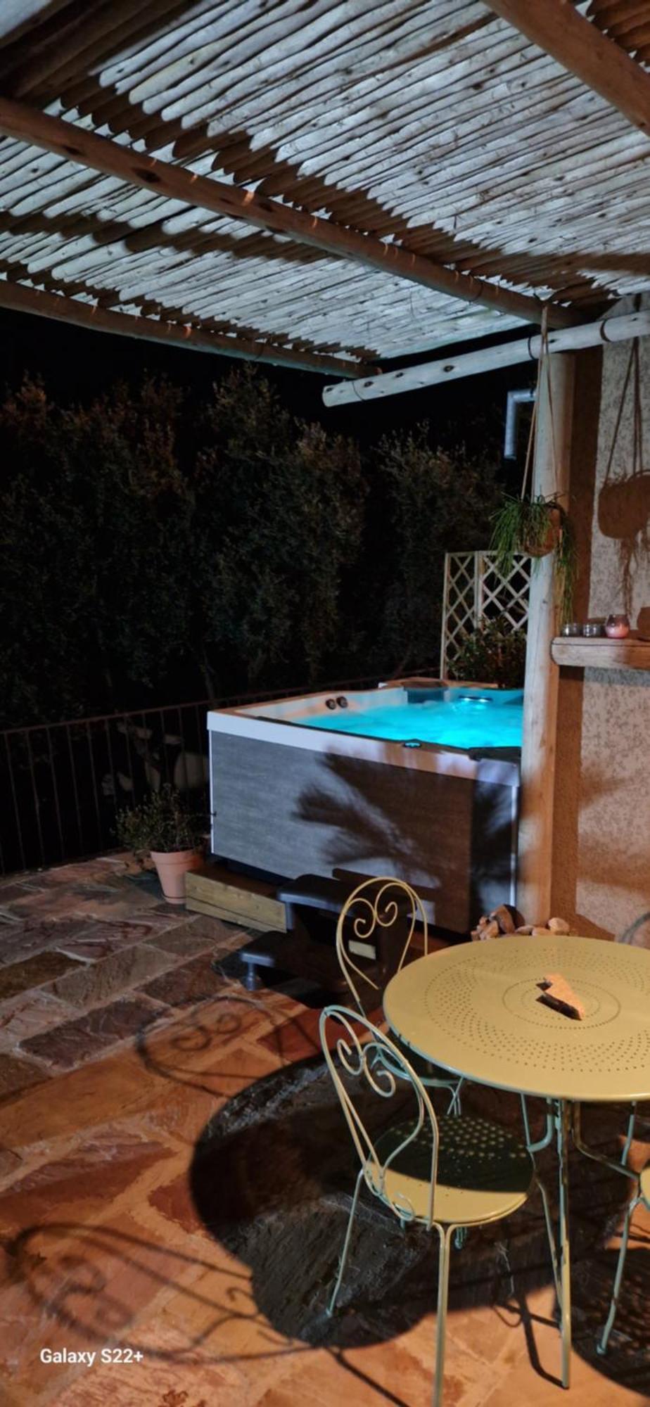 A Pasturella, Jacuzzi Spa Venzolasca Luaran gambar